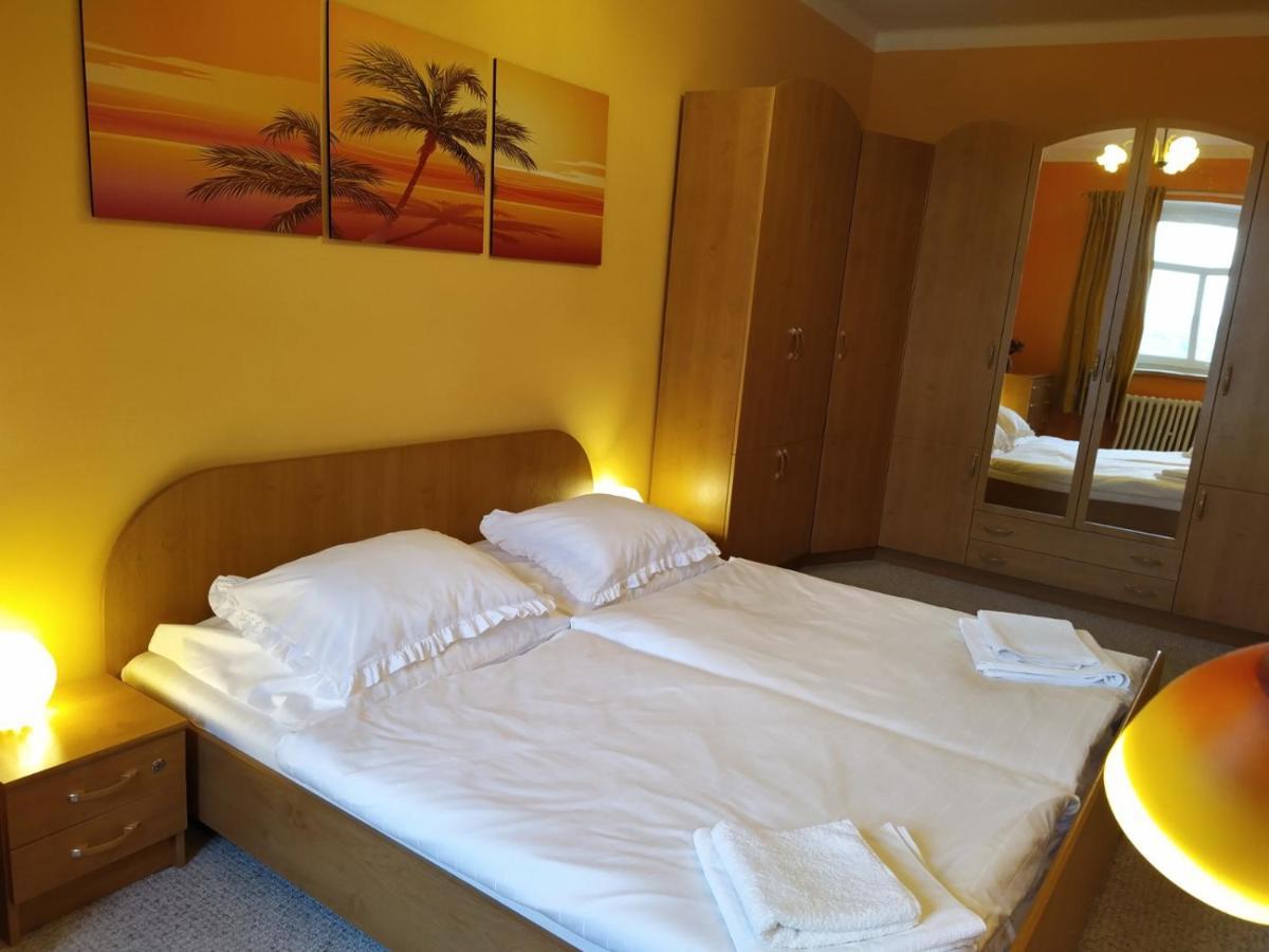 Apartmany Zatec Luaran gambar
